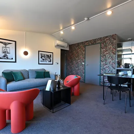 Dali - Restaurant Hotel 4*