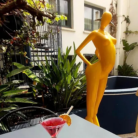 カンパニール サントル ホテル ペルピニャン