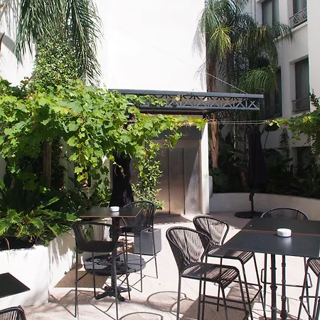 Dali - Restaurant 4* פרפיניין