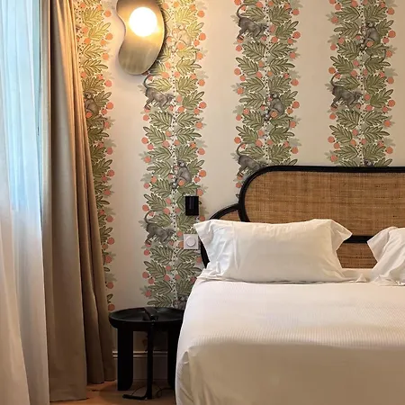 Dali - Restaurant 4*
